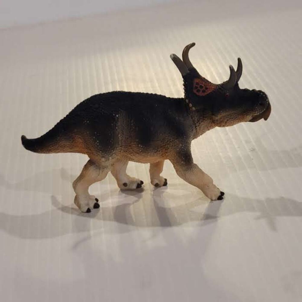 Diablocerator Wild Safari Prehistoric Dinosaur Figure Figurine Plastic toy